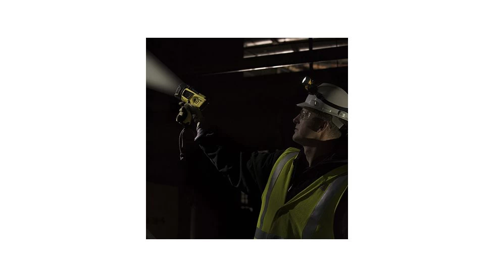 Streamlight Waypoint Rechargeable Flashlight 120V - Image 10