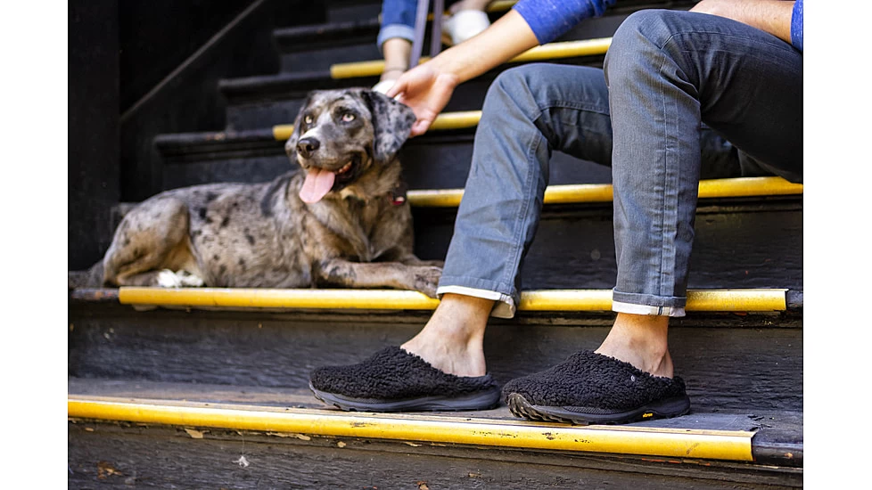 Topo Athletic Revive Running Shoes - Men's - Image 9