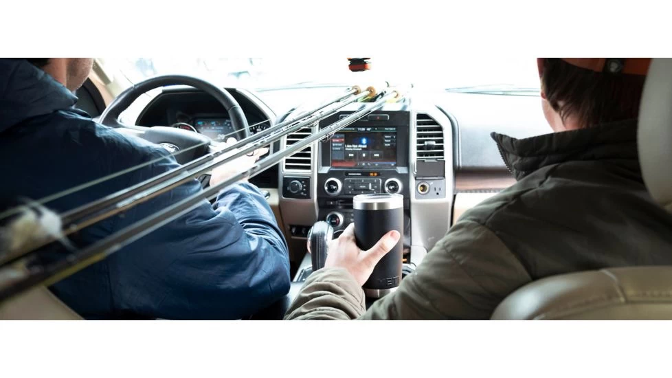 Yeti Rambler 20 Oz Tumbler With Magslider Lid - Image 9